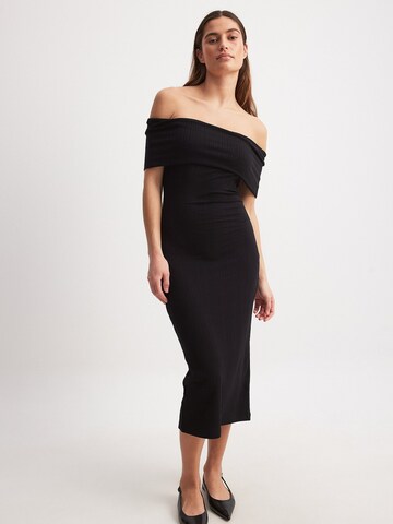 NA-KD Dress in Black: front