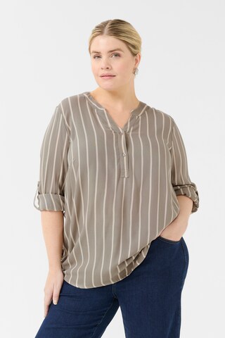 Camicia da donna 'KC Sida' di KAFFE CURVE in grigio: frontale