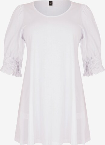 Yoek Tunic in White: front