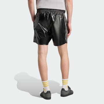 Regular Pantalon 'Supernova' ADIDAS ORIGINALS en noir