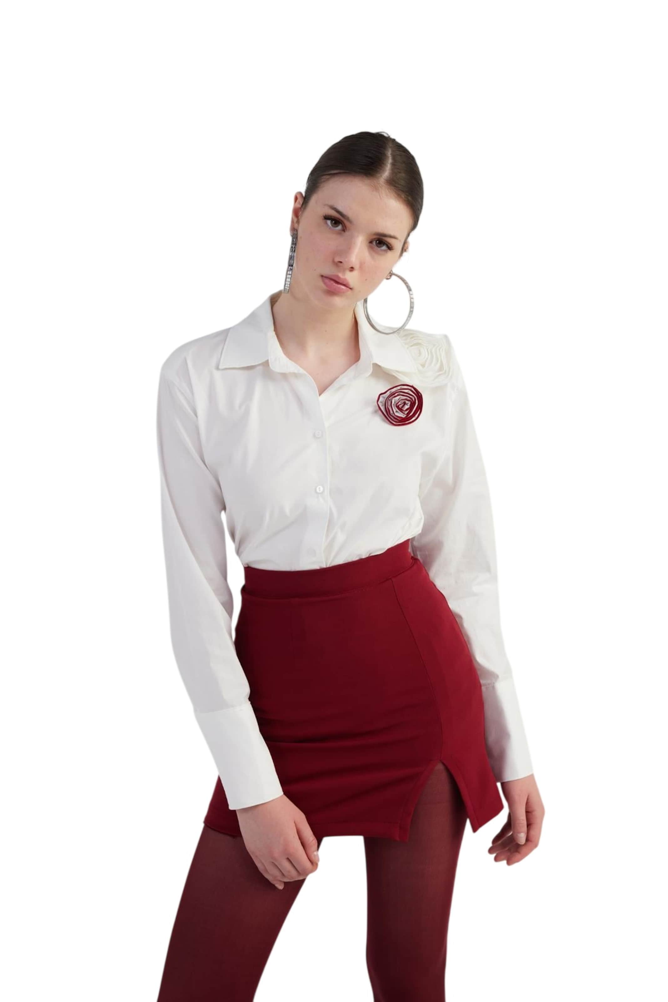 HOLLY LOLLY Blouse in White: front