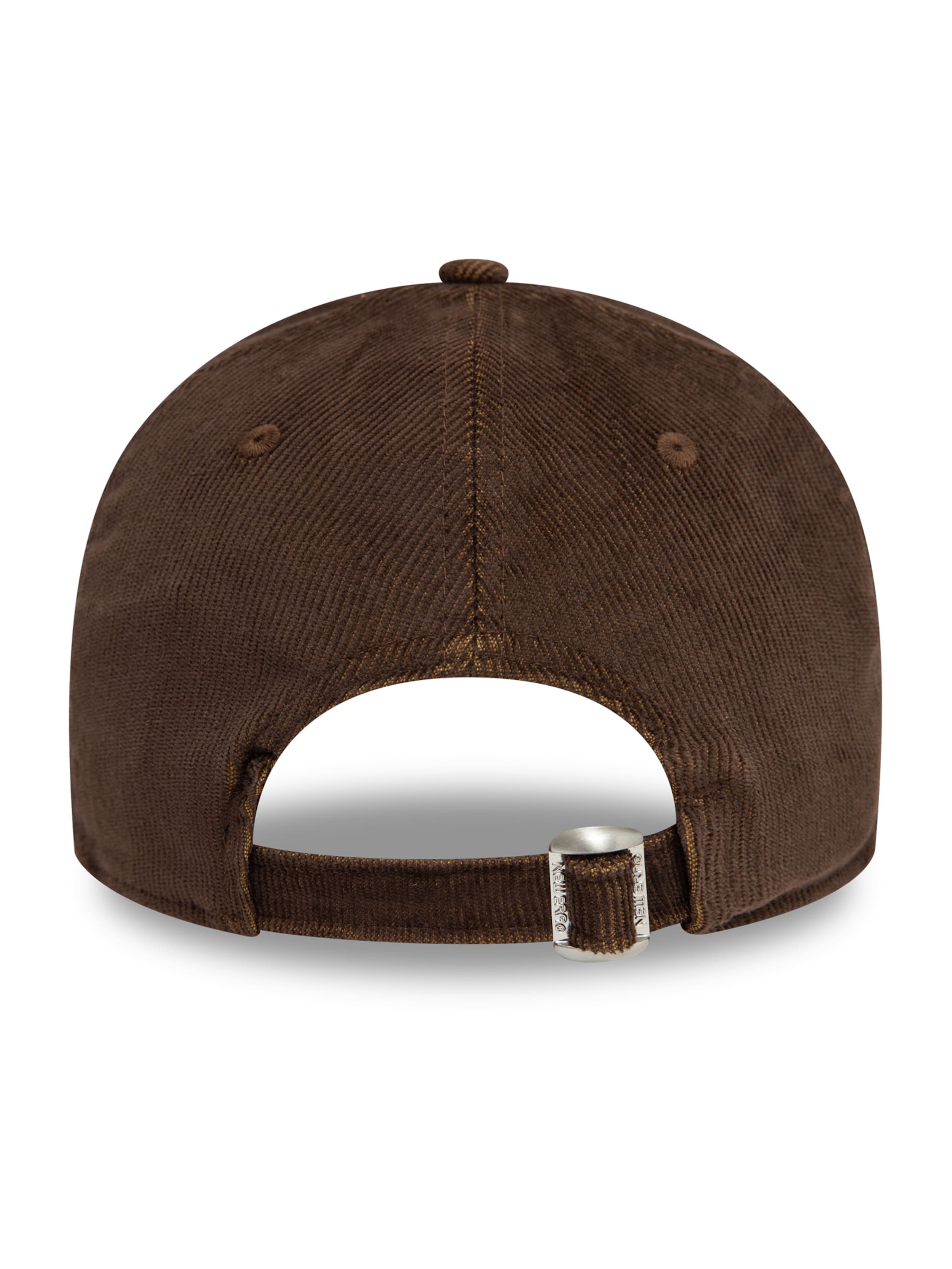 Șapcă '9FORTY NEYYAN' de la NEW ERA pe maro