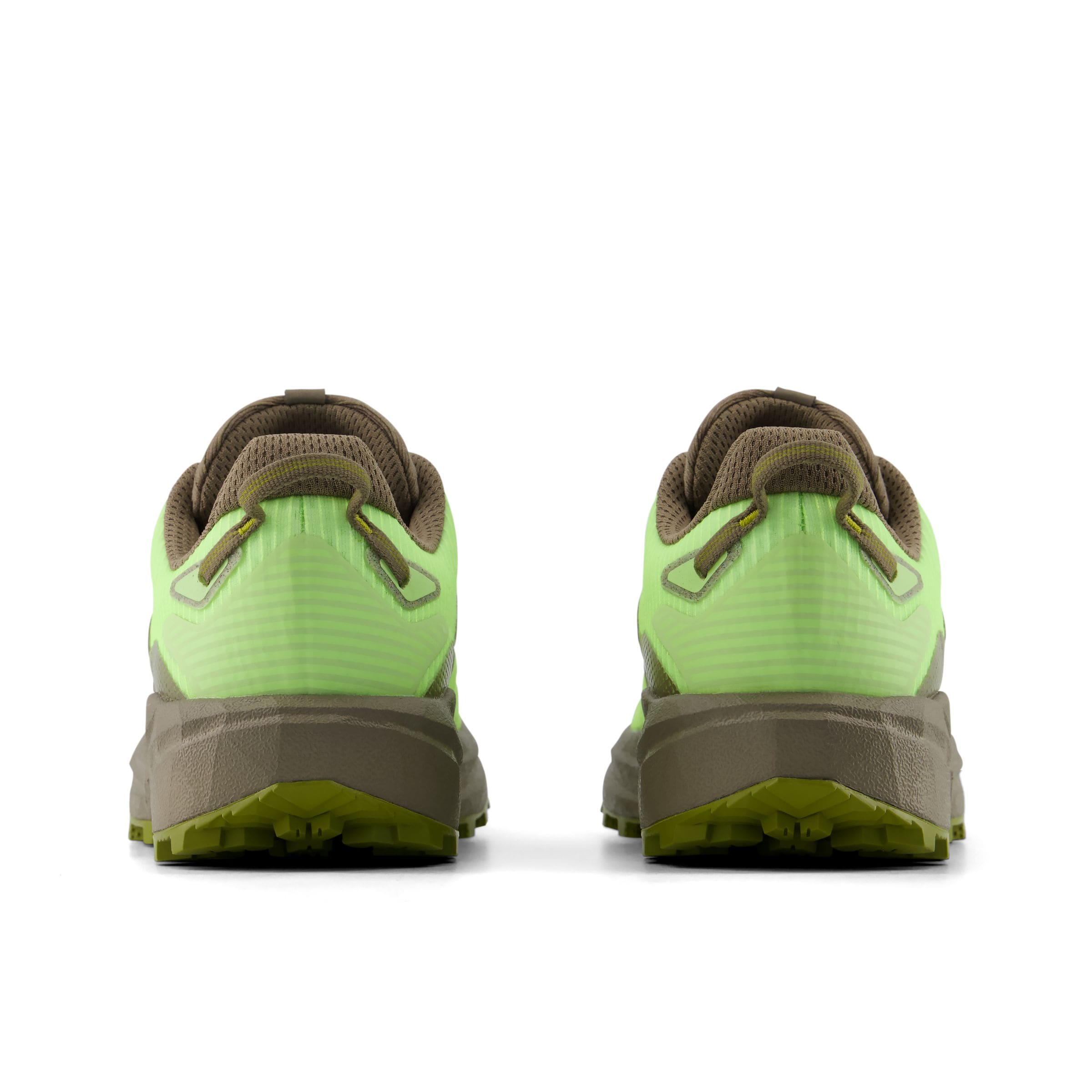 Chaussure de course 'Rebel Trail' new balance en vert