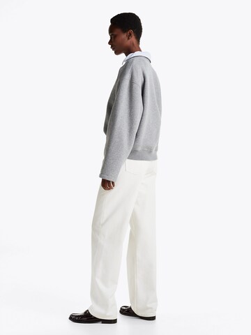 TOMMY HILFIGER Sweatshirt in Grey