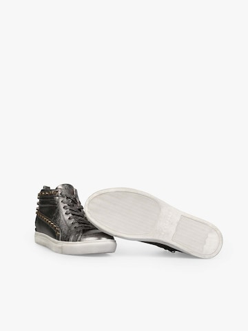 Scalpers High-top trainers in Silver