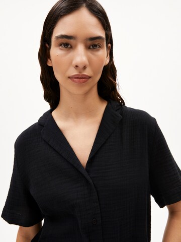 ARMEDANGELS Blouse 'MAAITE' in Zwart