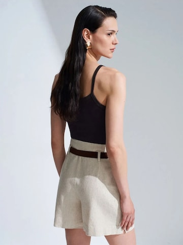 Dilvin - Blusa em preto