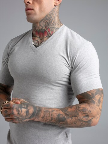 Maglietta di SikSilk in grigio