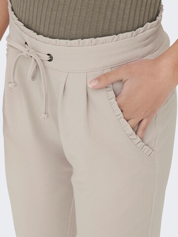 regular Pantaloni con pieghe 'Catia' di JDY in beige