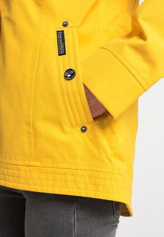 Schmuddelwedda Between-Season Jacket in Yellow