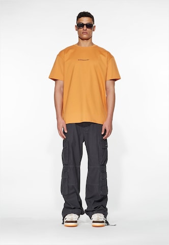 MJ Gonzales T-Shirt 'In tha Hood V.2' in Orange: predná strana