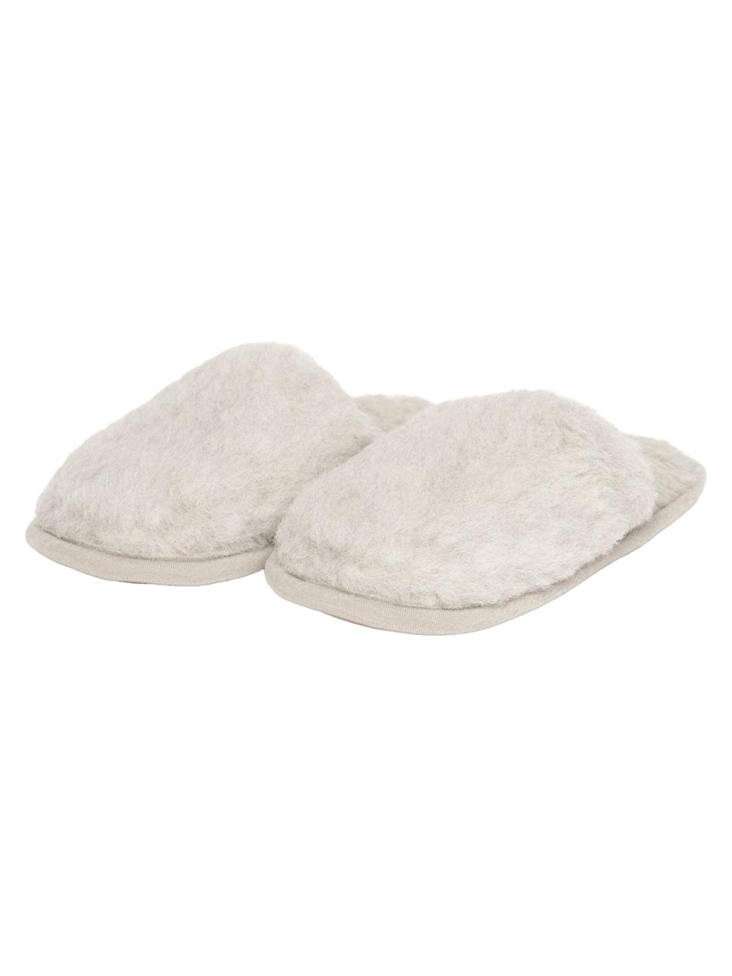 Gottstein Slippers 'Curly Alpaca' in Grey