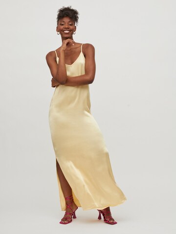 VILA Dress 'Nysitta' in Yellow: front