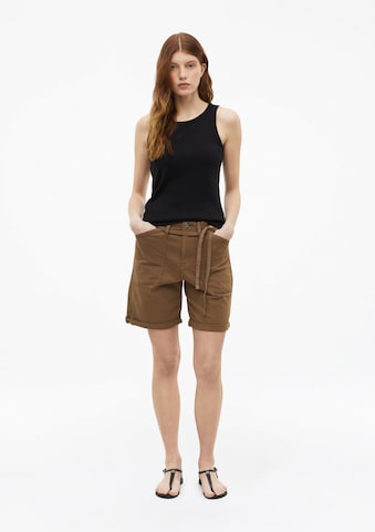 s.Oliver Loosefit Jeans 'Suri' in Bruin