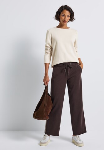 STREET ONE Sweatshirt in Weiß