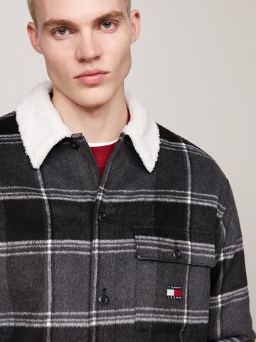 Tommy Jeans Between-season jacket in Grey