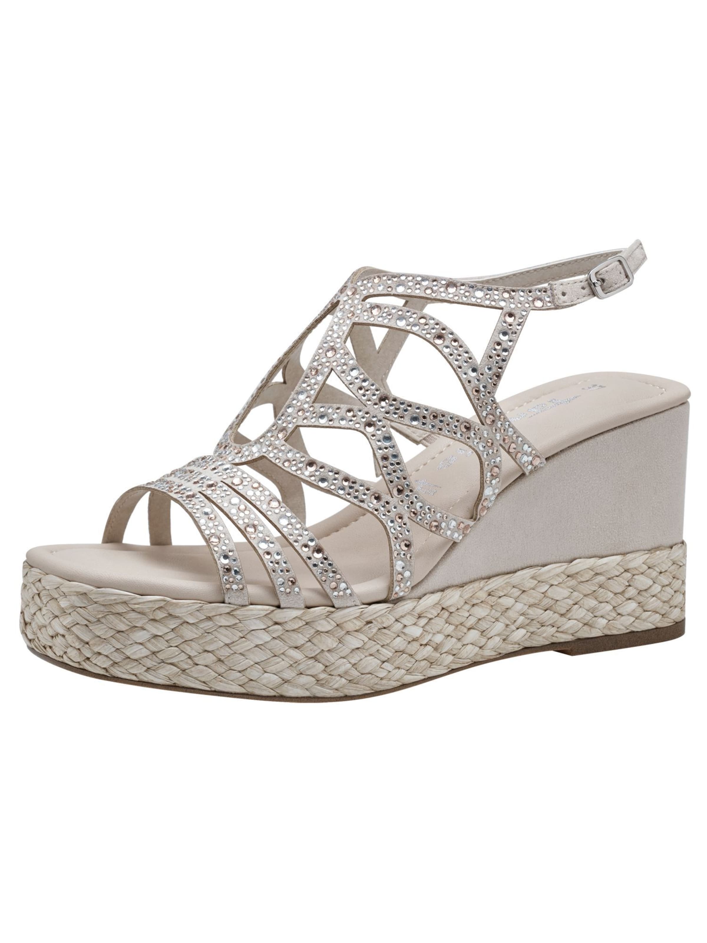 Tamaris Strap sandal in Beige: front