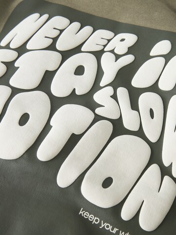 NAME IT Sweatshirt 'NKMNOAM' in Green