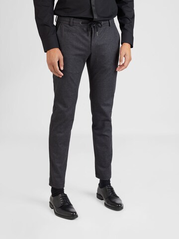 Regular Pantalon chino bugatti en gris : devant