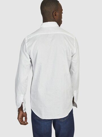 Coupe regular Chemise business HECHTER PARIS en blanc