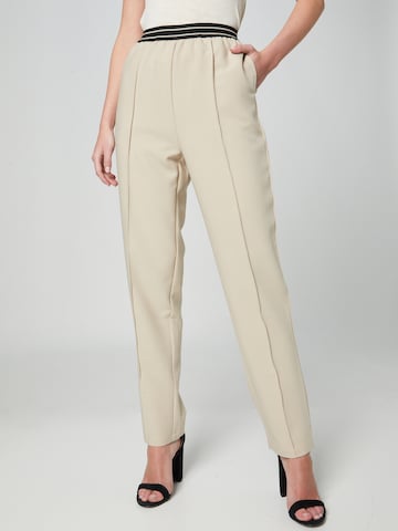 Guido Maria Kretschmer Women Regular Pleated Pants 'Eleni' in Beige: front