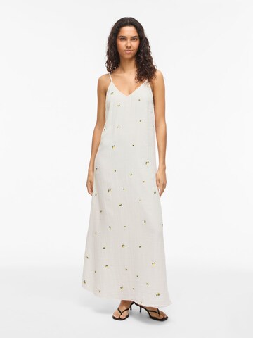 Robe 'VIBrodera' VILA en blanc : devant
