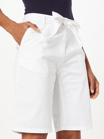 MORE & MORE Regular Pleat-Front Pants in White