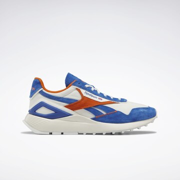 Sneaker low 'Legacy AZ' de la Reebok pe alb