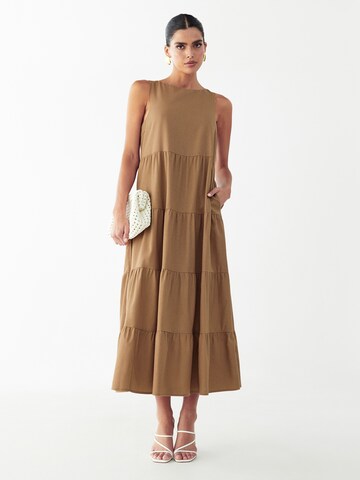 St MRLO Šaty 'Byron' – hnědá: přední strana