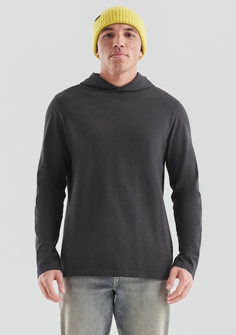 QS Shirt in Zwart: voorkant