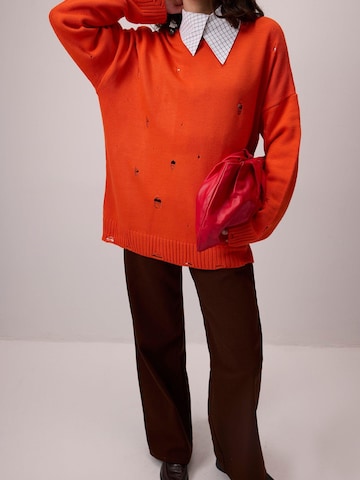 Touché Privé Pullover 'Distressed Knit Sweater'‌ in Orange