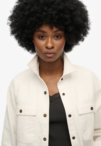 Superdry Tussenjas in Wit