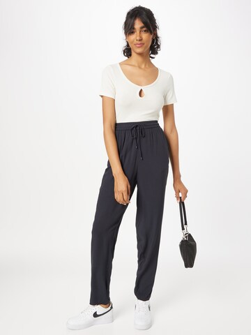 s.Oliver Tapered Broek in Zwart