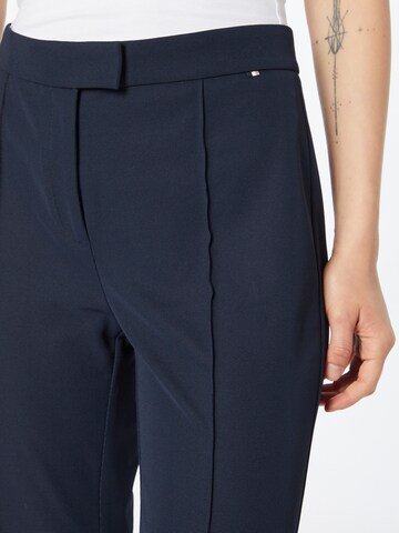 Regular Pantaloni cu dungă 'Tasola' de la BOSS pe albastru