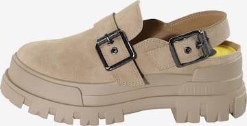 BUFFALO Clogs 'ASPHA' in Beige: front