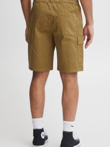 BLEND - Regular Calças cargo em castanho