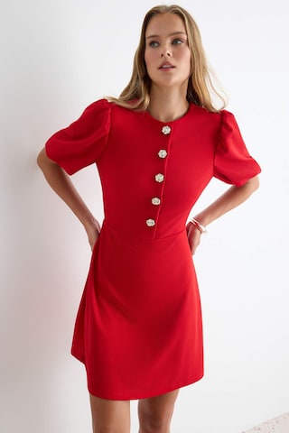 Robe Trendyol en rouge