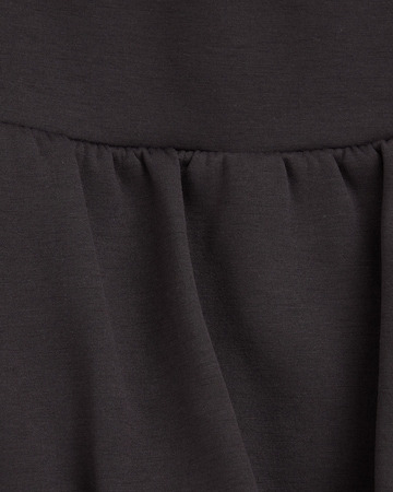 Fustă de la WE Fashion pe negru