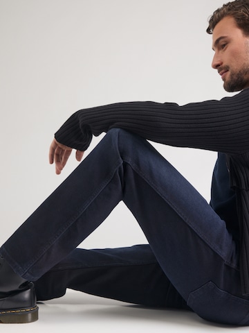 WRANGLER Regular Farkut 'GREENSBORO' värissä sininen