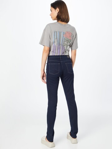 Coupe slim Jean 'Rebecca' MUSTANG en bleu