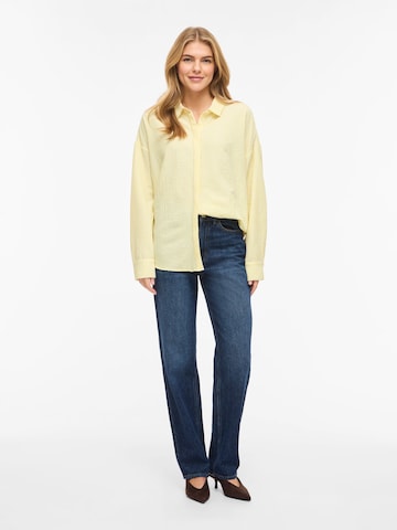 VILA - Blusa en amarillo