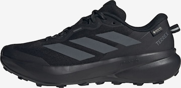 Chaussure basse 'Tracefinder Plus' ADIDAS TERREX en noir : devant