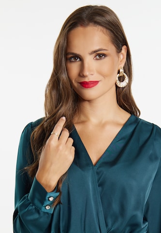 Rochie de cocktail de la faina pe verde