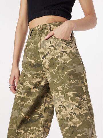 Wide Leg Pantalon 'Abstract' Nasty Gal en vert