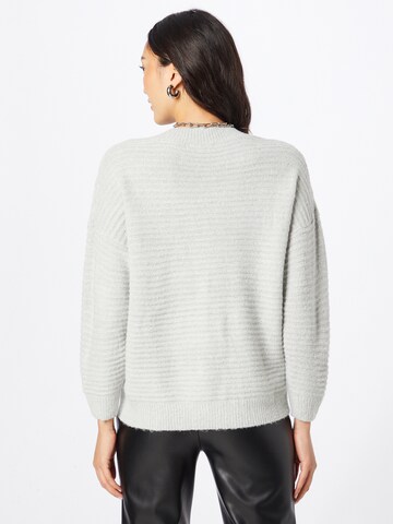 Pull-over 'Rita' ABOUT YOU en gris