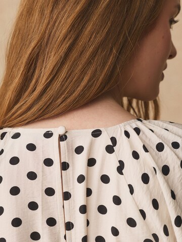 Abito di Next in beige