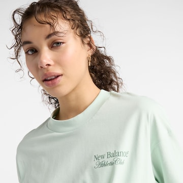 new balance T-Shirt in Grün