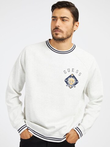 GUESS Sweater in White: front