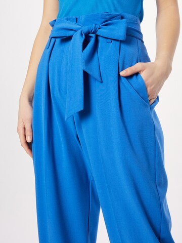 b.young Loose fit Pleat-front trousers in Blue