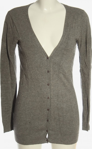 Louise Orop Cardigan in M in Grey: front